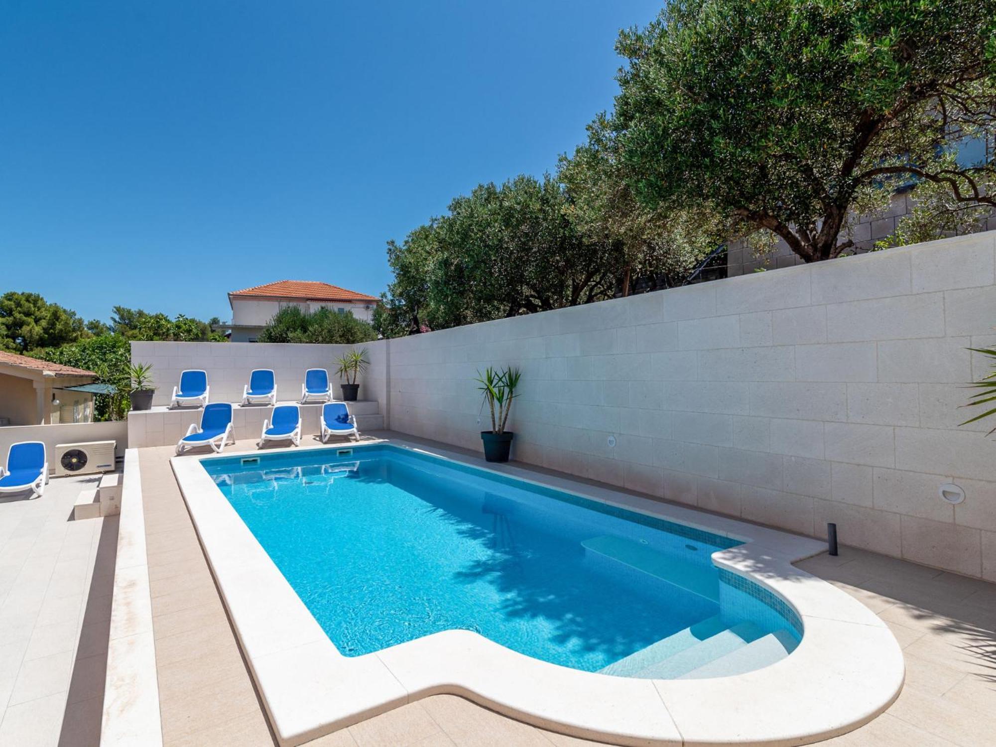 Apartment Mornar-2 By Interhome Trogir Exterior photo